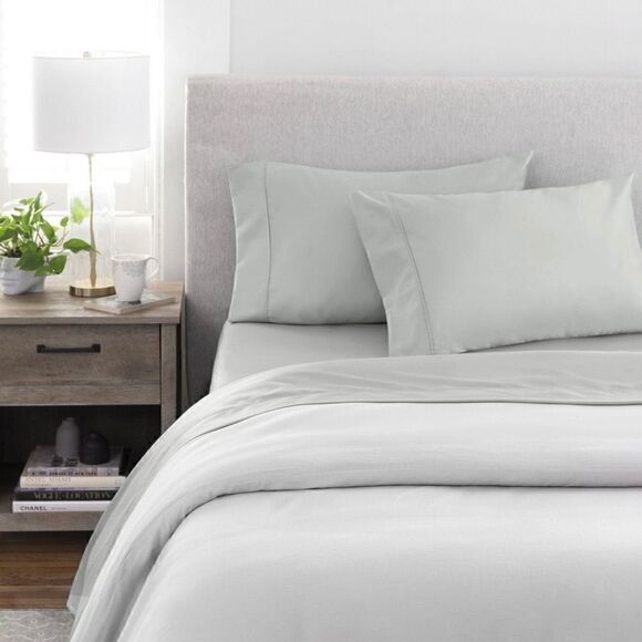 Member's Mark 450-Thread-Count Solid Sheet Full Set Color Soft Silver - Picture 3 of 11
